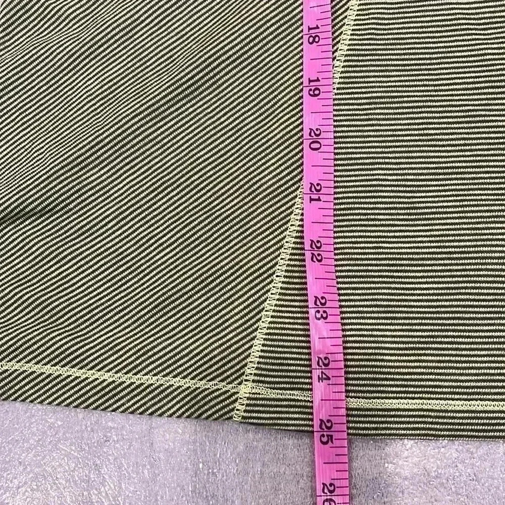 [L]Alo Yoga Racer Back  Tank Top in Stripes - Picture 5 of 5